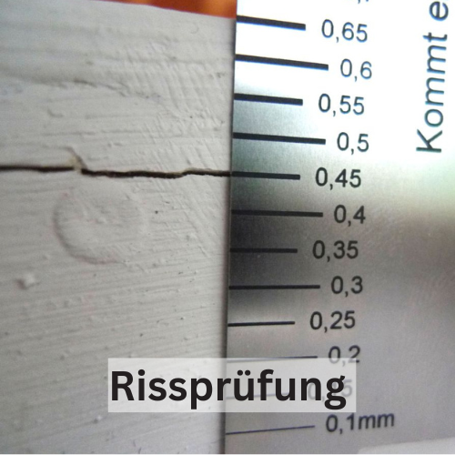 Skala von Edelstahlrisslineal mit Rissbreiten und Lin zur Kategorie Rissprüfung